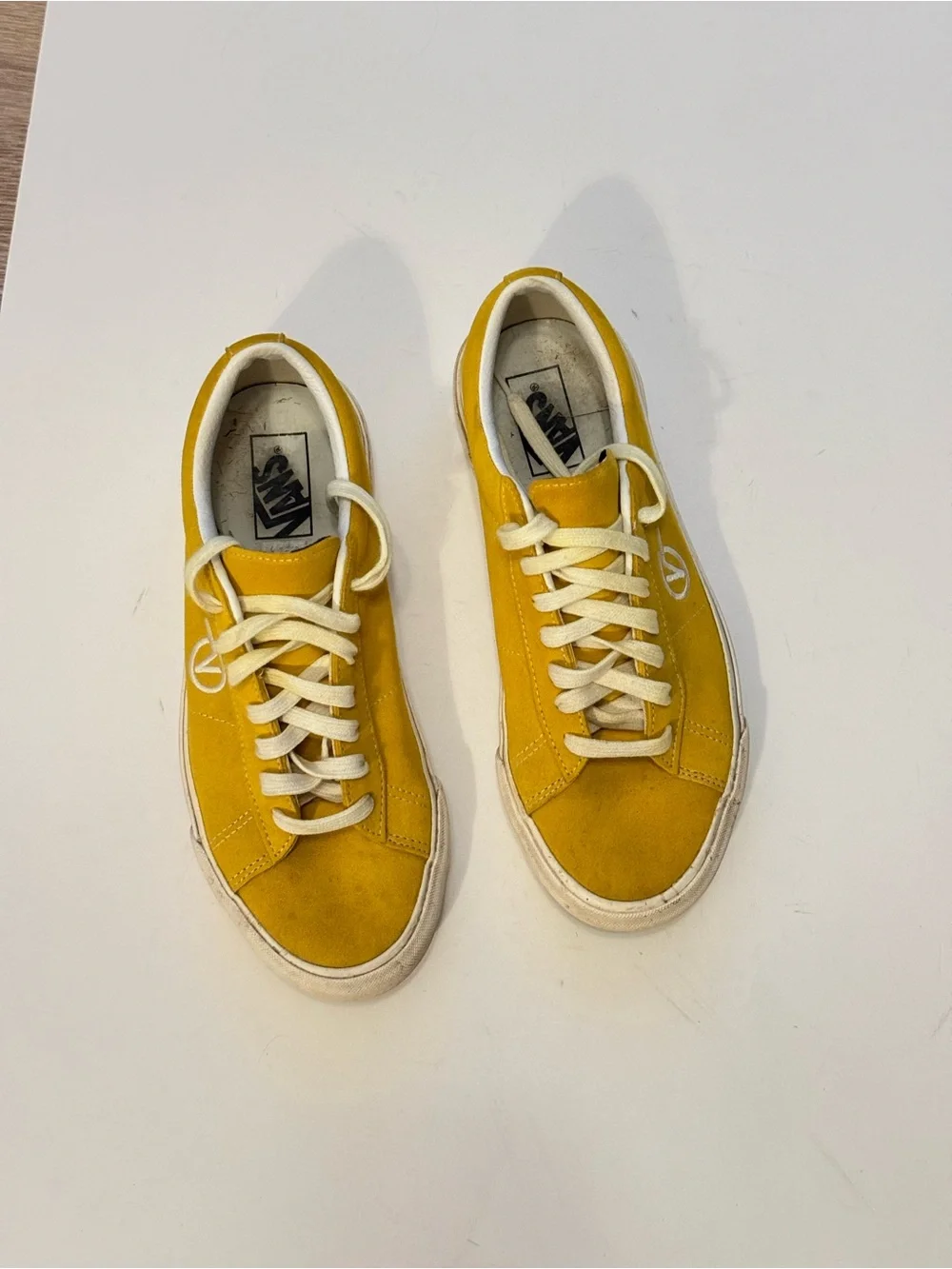 Vans low top
